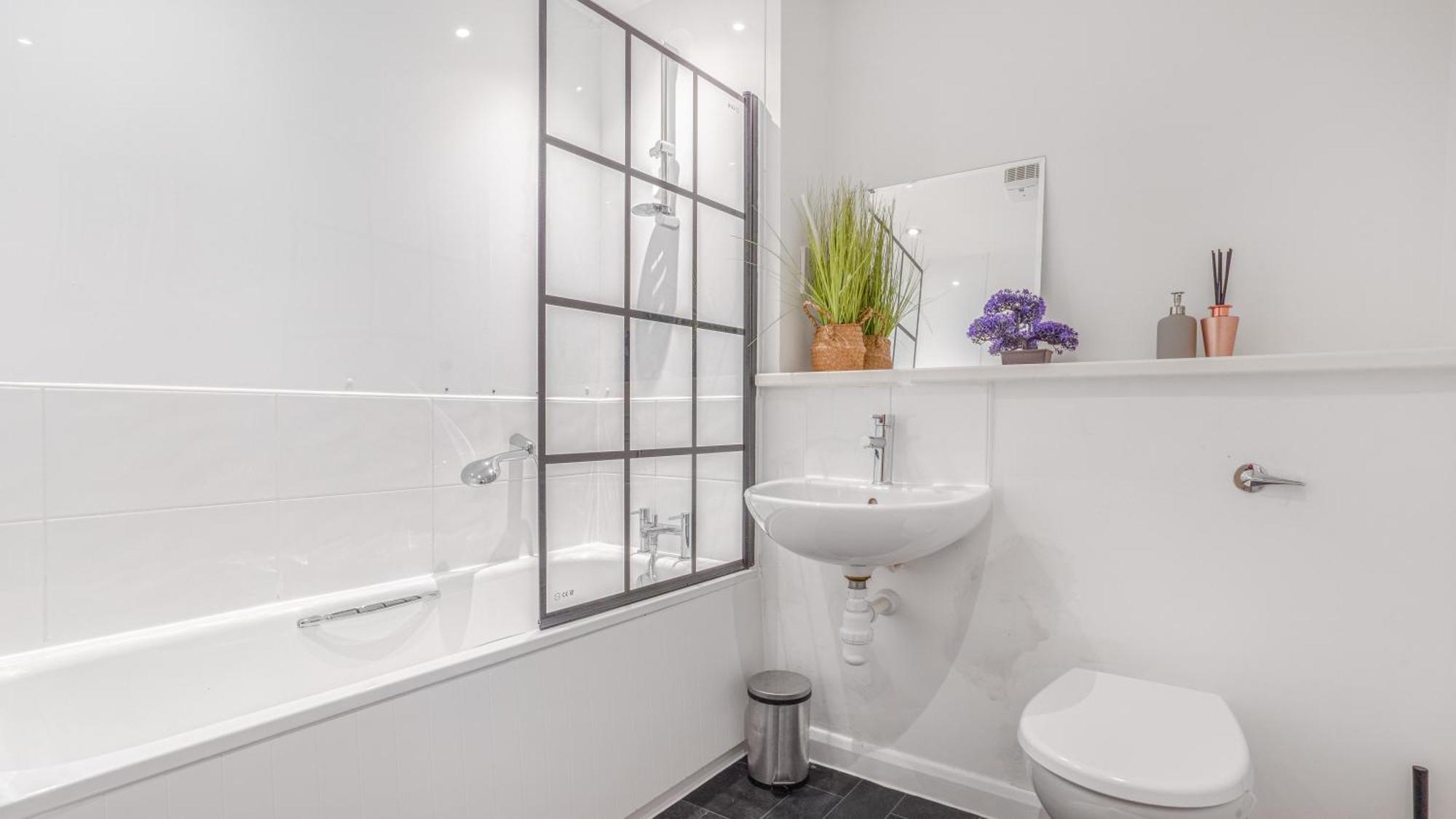 ברמינגהאם Japanese Suite 2Bed 2Bath, Free Park, Netfix, 75 Inch Tv, Games - City Centre- Maihom מראה חיצוני תמונה